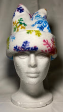 Load image into Gallery viewer, Gradient Snowflakes Fleece Hat