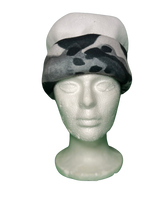 Load image into Gallery viewer, Abstract Cap Fleece Hat