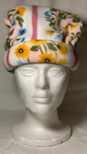 Load image into Gallery viewer, Floral Streamliner Fleece Hat
