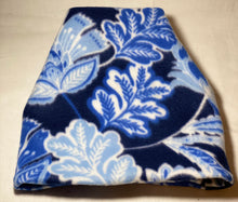 Load image into Gallery viewer, Blue Leaf Fleece Hat