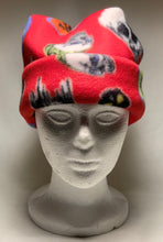 Load image into Gallery viewer, Red Skulls Fleece Hat